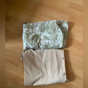 Bundle Beige and Green Leaf Print Hawaiian shirts